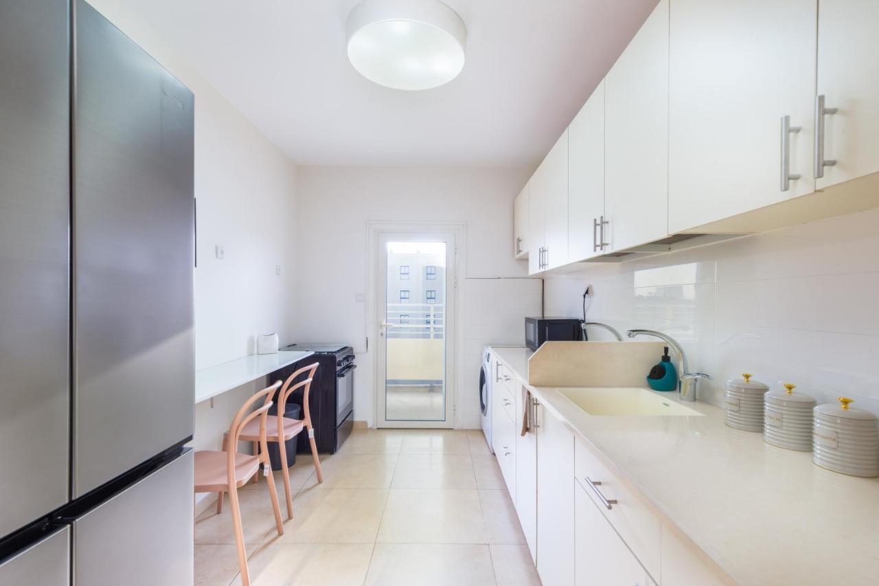 Apartment In Rehavia Jerusalem Exterior photo
