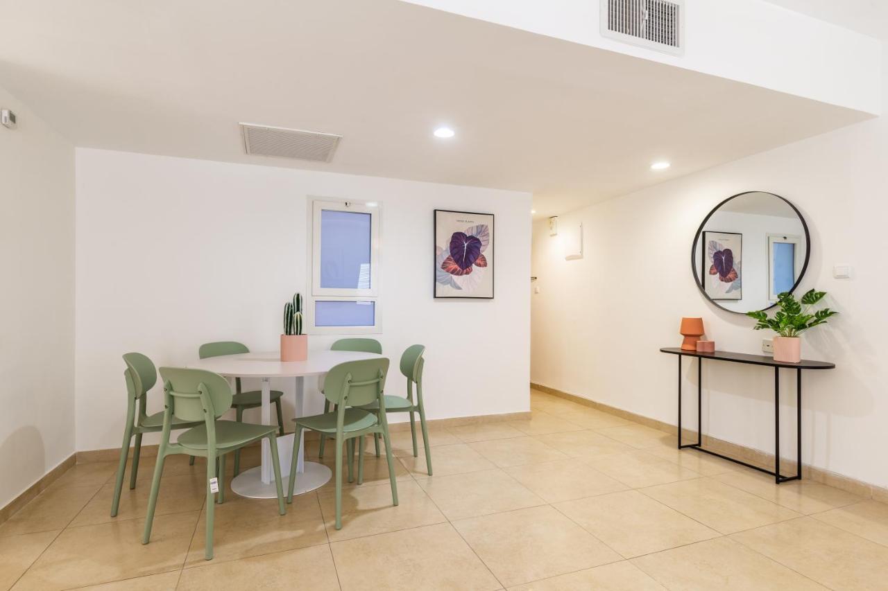 Apartment In Rehavia Jerusalem Exterior photo