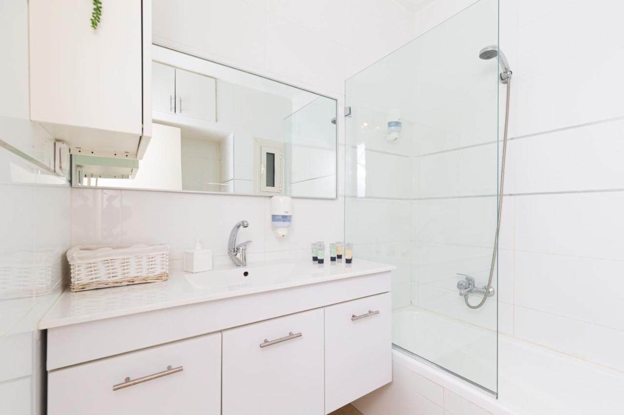 Apartment In Rehavia Jerusalem Exterior photo