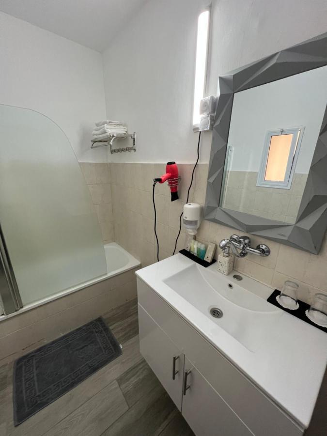 Apartment In Rehavia Jerusalem Exterior photo
